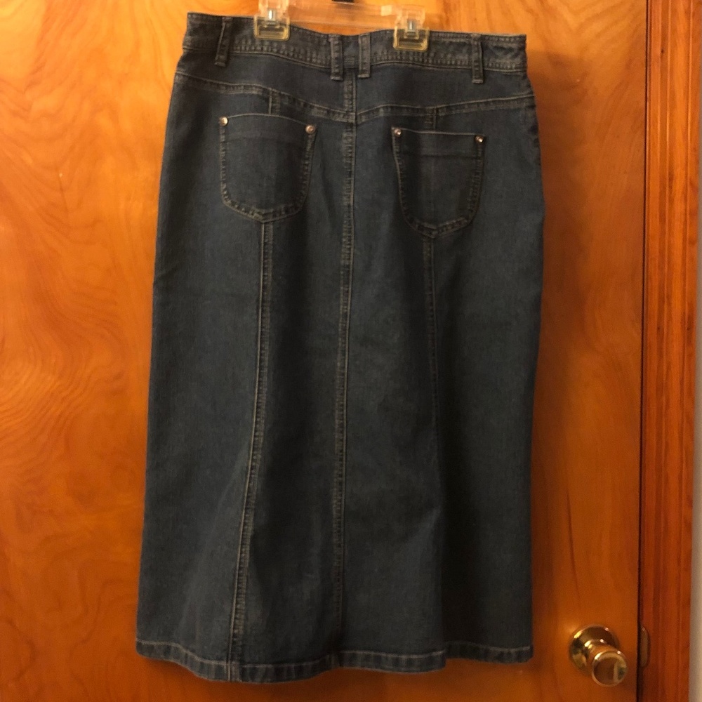 NWOT Christopher & Banks Denim Skirt (Size: 10 petite) - Picture 2 of 5